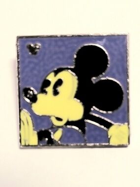 DISNEY Trading Pin Mickey Mouse Andy Warhol Inspired Light Purple Yellow…